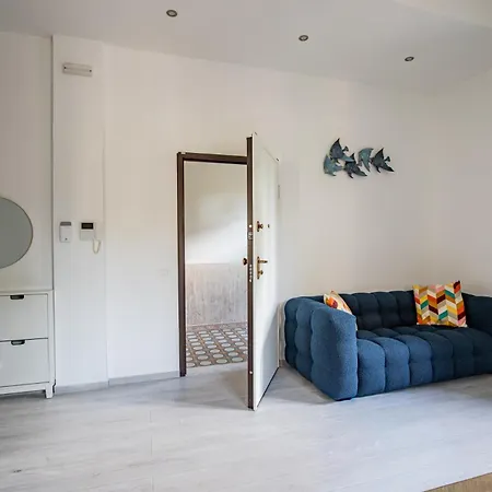 The Pine Reatreat, Viareggio